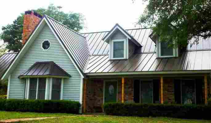 Avantajele şi dezavantajele acoperişurilor metalice
